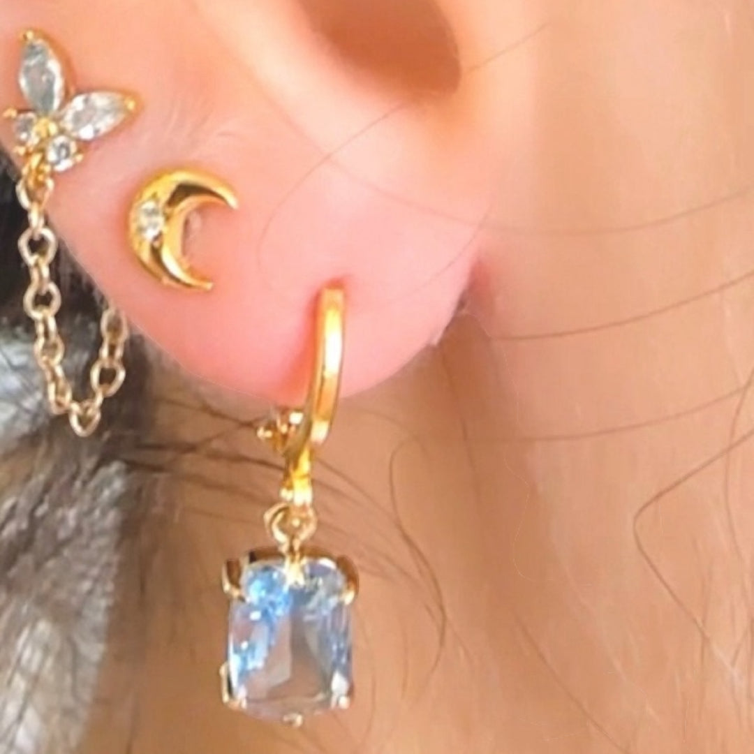 Light Sapphire Earrings