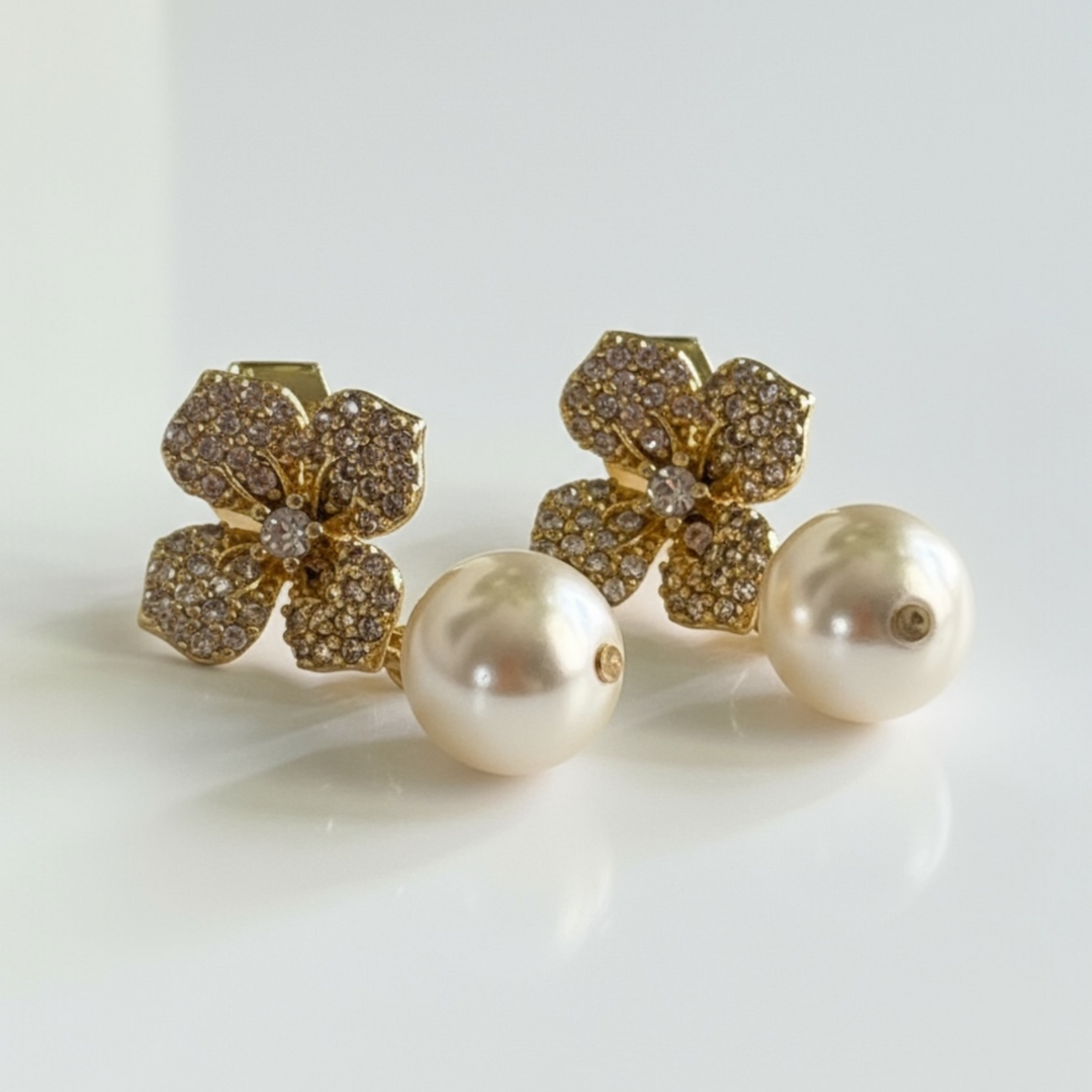 Flower Pearl Stud